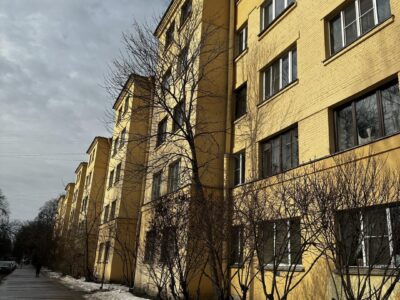 рядом с метро в пешей доступности (132579746)
